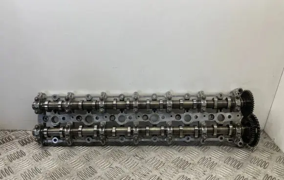 BMW 5 F10 F11 Camshaft 8509121 8509120 7800044