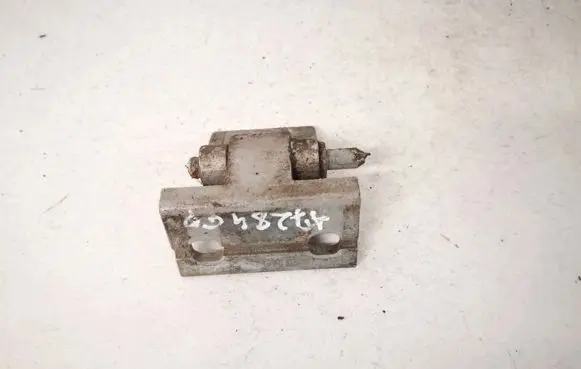 Volvo S80 Rear door lower hinge