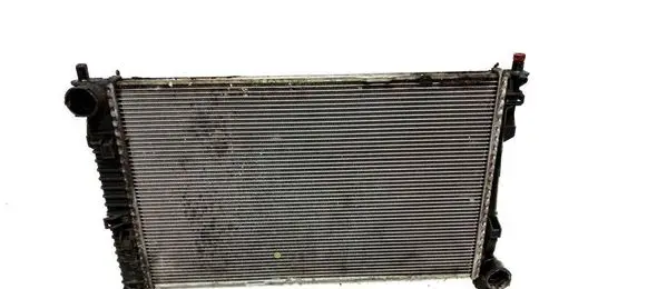 Mercedes-Benz C W203 Coolant radiator A2035000603 62230 2035000303