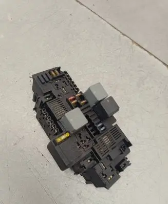Mercedes-Benz E W213 Fuse module 58K615F02 162755355 A2139062202