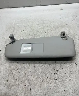 Volkswagen Touareg II Sun visor