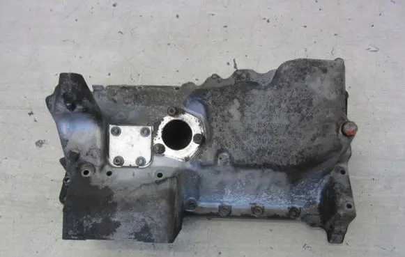 BMW X3 F25 Oil sump 7601942