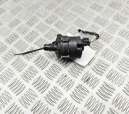 BMW 5 G30 G31 G38 Electric auxiliary coolant/water pump 8474820