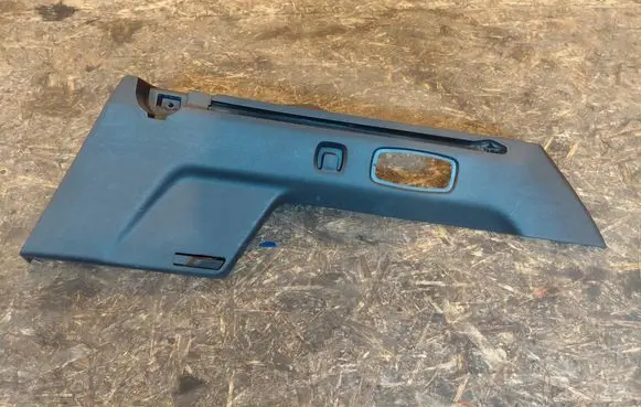 Renault Megane IV Trunk/boot side trim panel 799113717R 799111718R