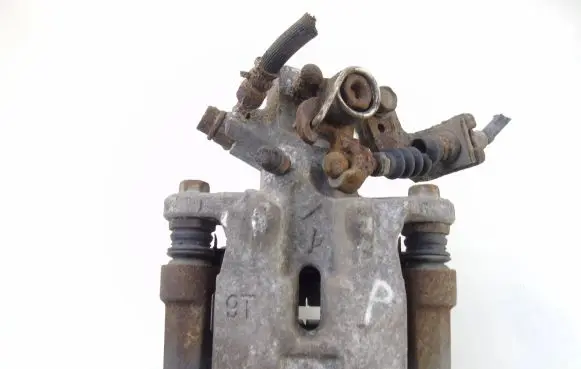 Suzuki Swift III Rear brake caliper