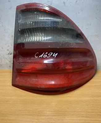 Mercedes-Benz E W210 Rear/tail lights A2108204864 C1694