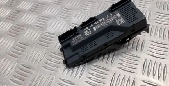 Audi Q3 8U Tailgate/trunk control unit/module 8U0959107A