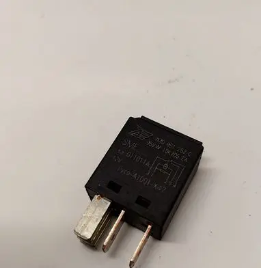Seat Alhambra (Mk1) Other relay 7M0951253 7M0951253A