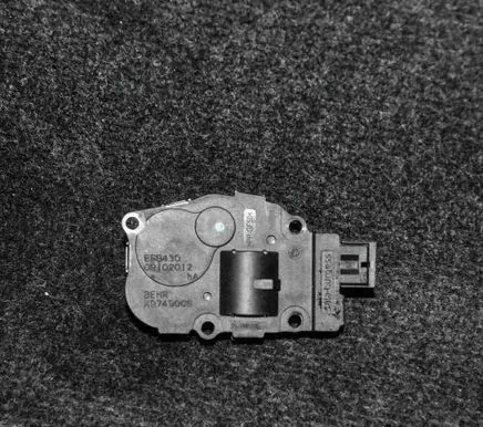 BMW 6 F06 Gran coupe Air flap motor/actuator 412650750 K9749005