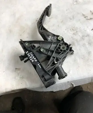 Clutch pedal