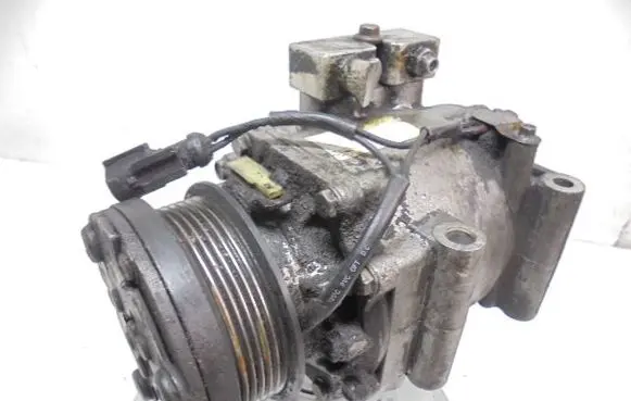 Ford Focus Air conditioning (A/C) compressor (pump) YS4H-19D629-AB
