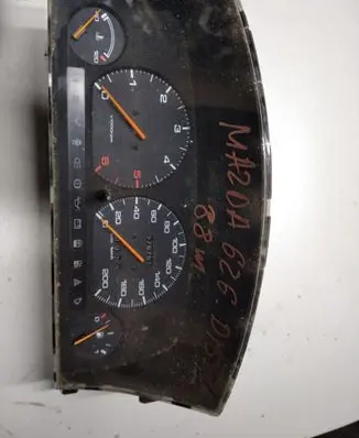 Mazda 626 Speedometer (instrument cluster) GB3AA