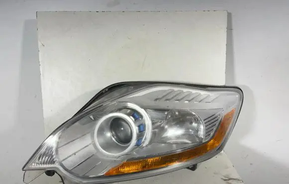 Ford Kuga I Headlight/headlamp 8V4113D155AD