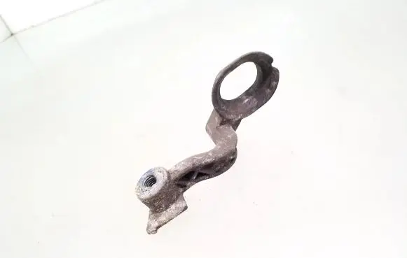 Opel Tigra B Radiator mount bracket 13118033
