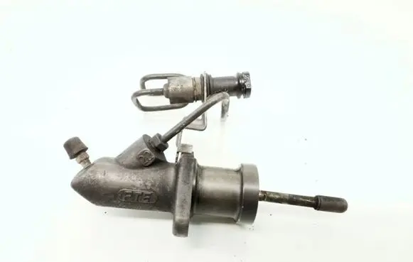 BMW 3 E90 E91 Clutch master cylinder 6622 G73612