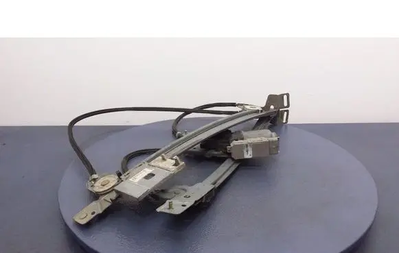 Opel Tigra B Front door window regulator with motor 93162242