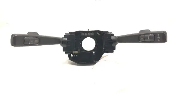 Volvo V50 Wiper turn signal indicator stalk/switch P30772253