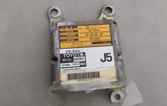 Toyota Avensis Verso Airbag control unit/module 8917044060 2310003300