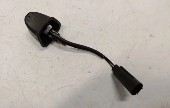 BMW 3 E90 E91 Windshield washer spray nozzle 7131299 61667131299