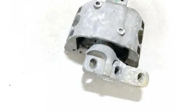 Volkswagen Golf IV Engine mount bracket 1j0199262b