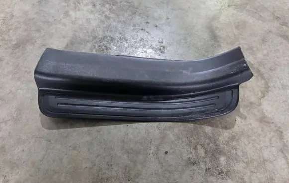 Opel Antara Rear sill trim cover 96630475
