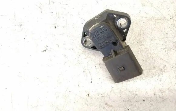 Volkswagen Golf IV Air pressure sensor 0281002177 038906051