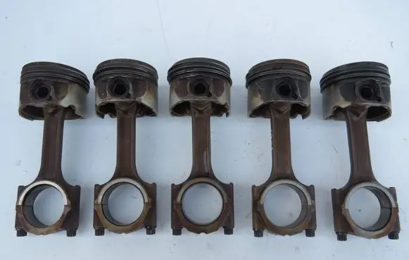 Mercedes-Benz C W204 Piston with connecting rod