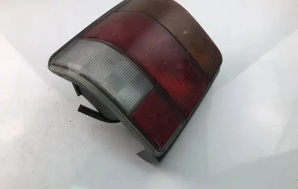 Subaru Legacy Tailgate rear/tail lights 43055041