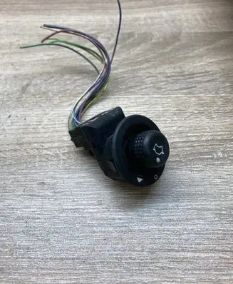 Ford Mondeo Mk III Wing mirror switch 93BG17B676BB