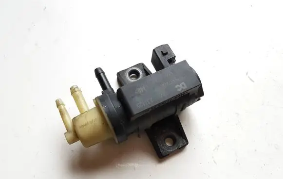 Nissan Navara D23 Turbo solenoid valve 149566740R