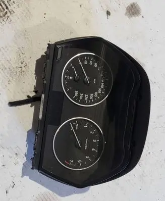 BMW 1 F20 F21 Speedometer (instrument cluster) 17649411 9325619