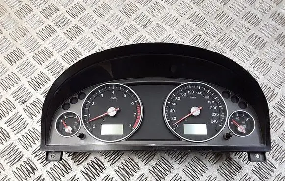 Speedometer (instrument cluster)