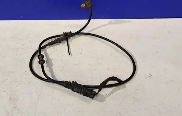 Mercedes-Benz B W246 W242 ABS rear brake sensor A2465402510