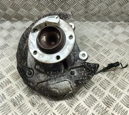 BMW Z4 E89 Front wheel hub 6793923