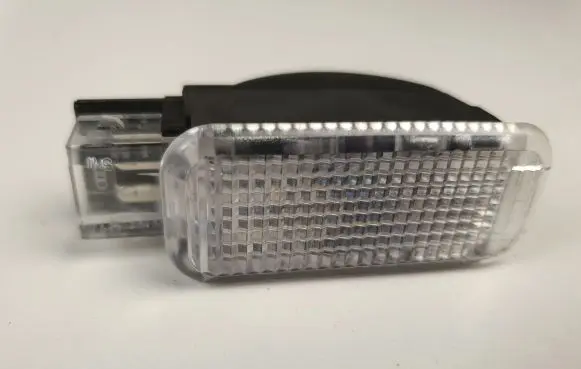 Audi Q5 SQ5 Front door interior light 