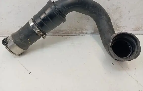 Land Rover Discovery 5 Intercooler hose/pipe HPLA6F072AB