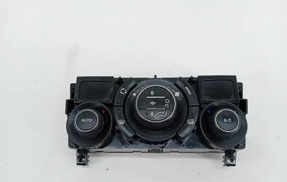 Peugeot 308 Climate control/heater control trim 96850724XT-00