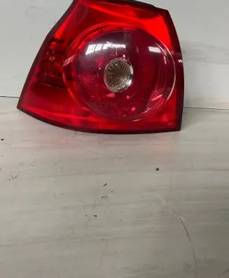 Volkswagen Golf V Rear/tail lights 1K6945095AC 89031704