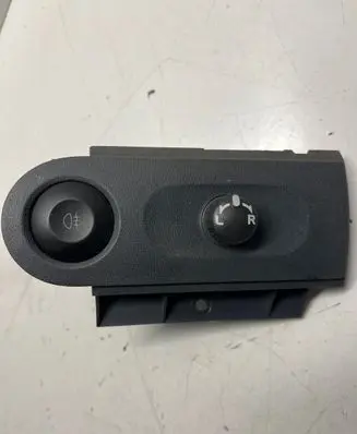 Mitsubishi Colt Wing mirror switch MN148893ZZ