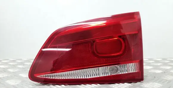 Volkswagen PASSAT B7 Tailgate rear/tail lights 3AF945094Q