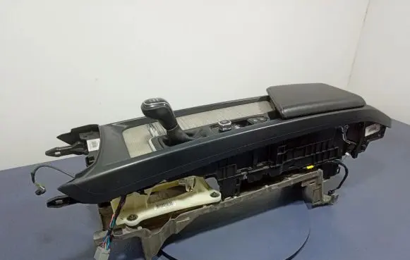Volvo XC60 Center console 31469700