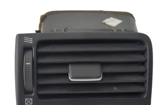 Toyota Avensis T250 Dashboard side air vent grill/cover trim 5565005130