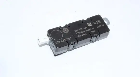 Volkswagen PASSAT CC Aerial antenna filter 3C8035552