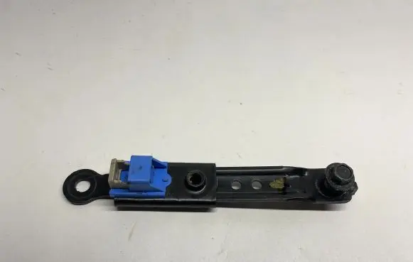 KIA Cerato Seat belt adjustment rail NL03C 00759