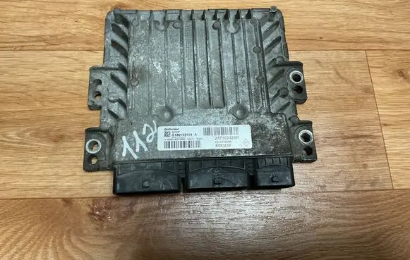 Renault Megane III Engine control unit/module ECU S180153104A 237101908R 237102426R