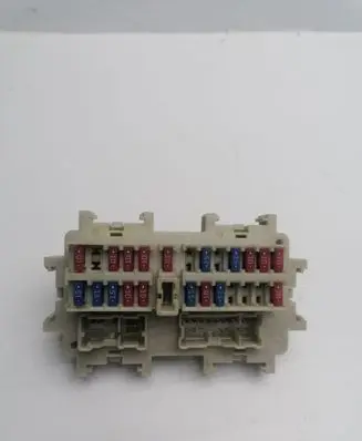 Nissan Murano Z50 Fuse module