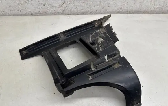 Volvo V70 Rear bumper mounting bracket 8648198