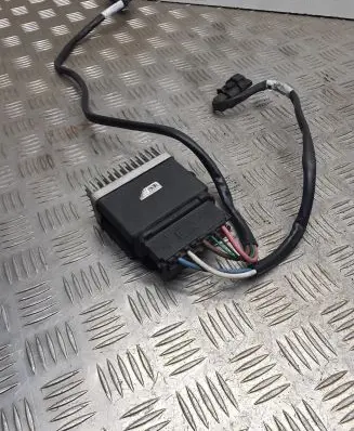 Infiniti Q70 Y51 Fan control module A501201100 T915160 0024573