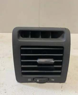 Toyota Corolla Verso E121 Dash center air vent grill 5566013020
