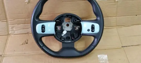 Renault Twingo III Steering wheel